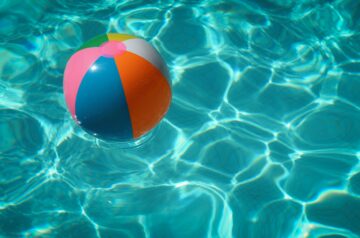 summer-fun-in-the-pool
