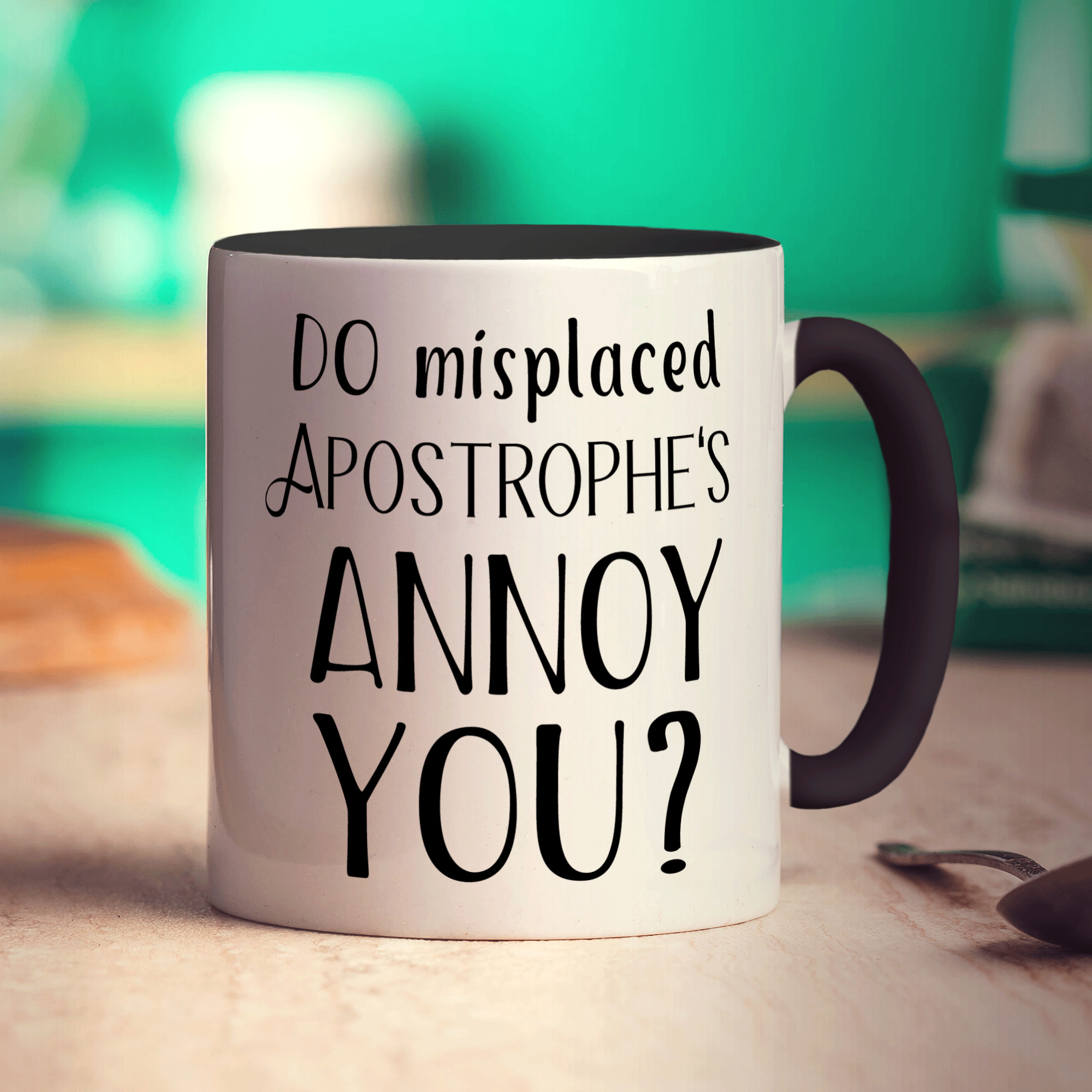 Do Misplaced Apostrophe's Annoy You? Mug - Standard 330ml (11oz) / Black