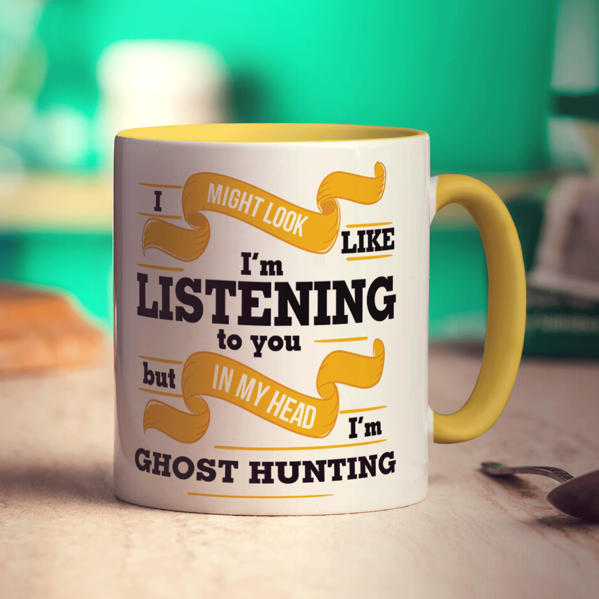 I Might Look Like I'm Listening to you But In My Head I'm Ghost Hunting Mug - Standard 330ml (11oz) / Yellow