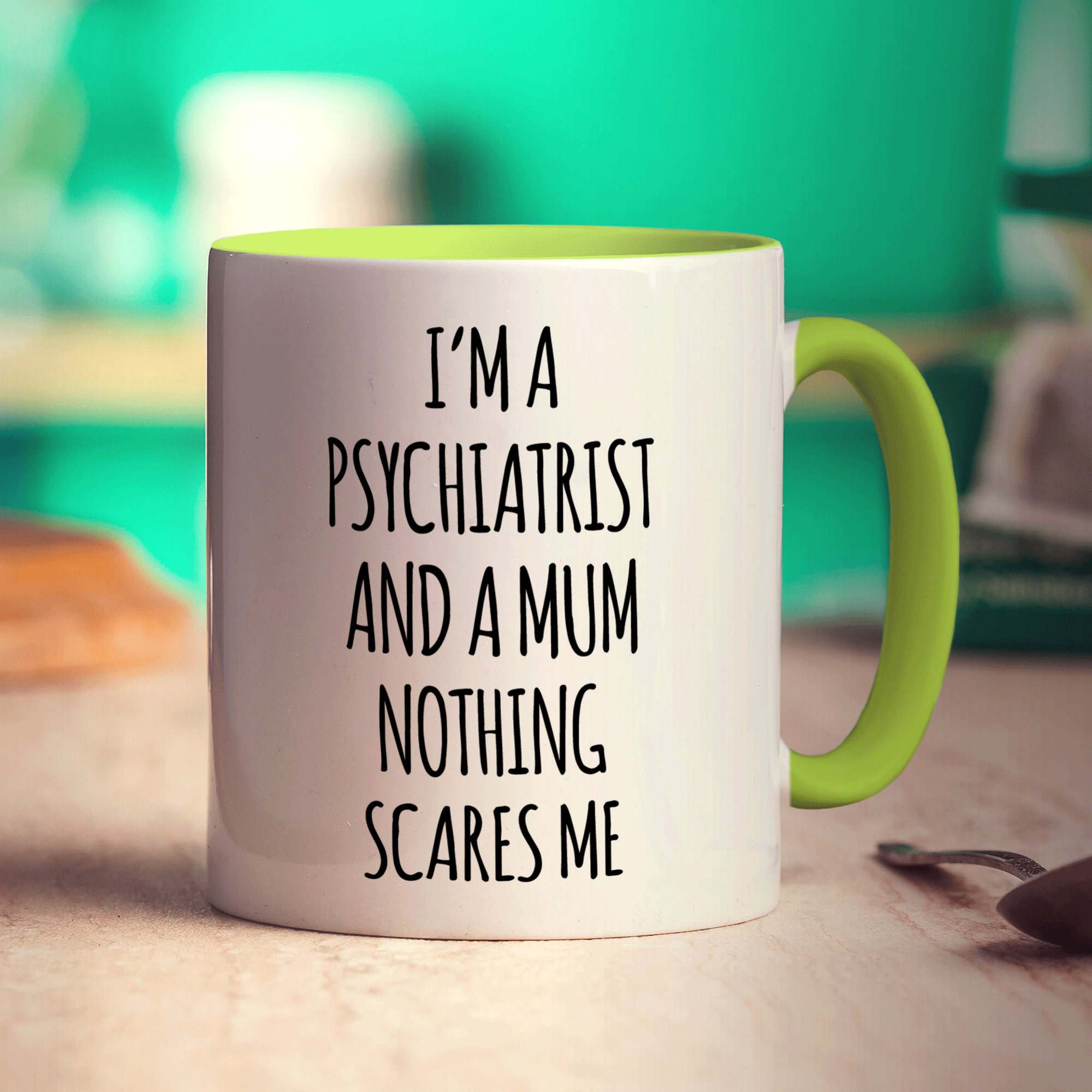 I'm a Psychiatrist and a Mum Nothing Scares Me Mug - Standard 330ml (11oz) / Green