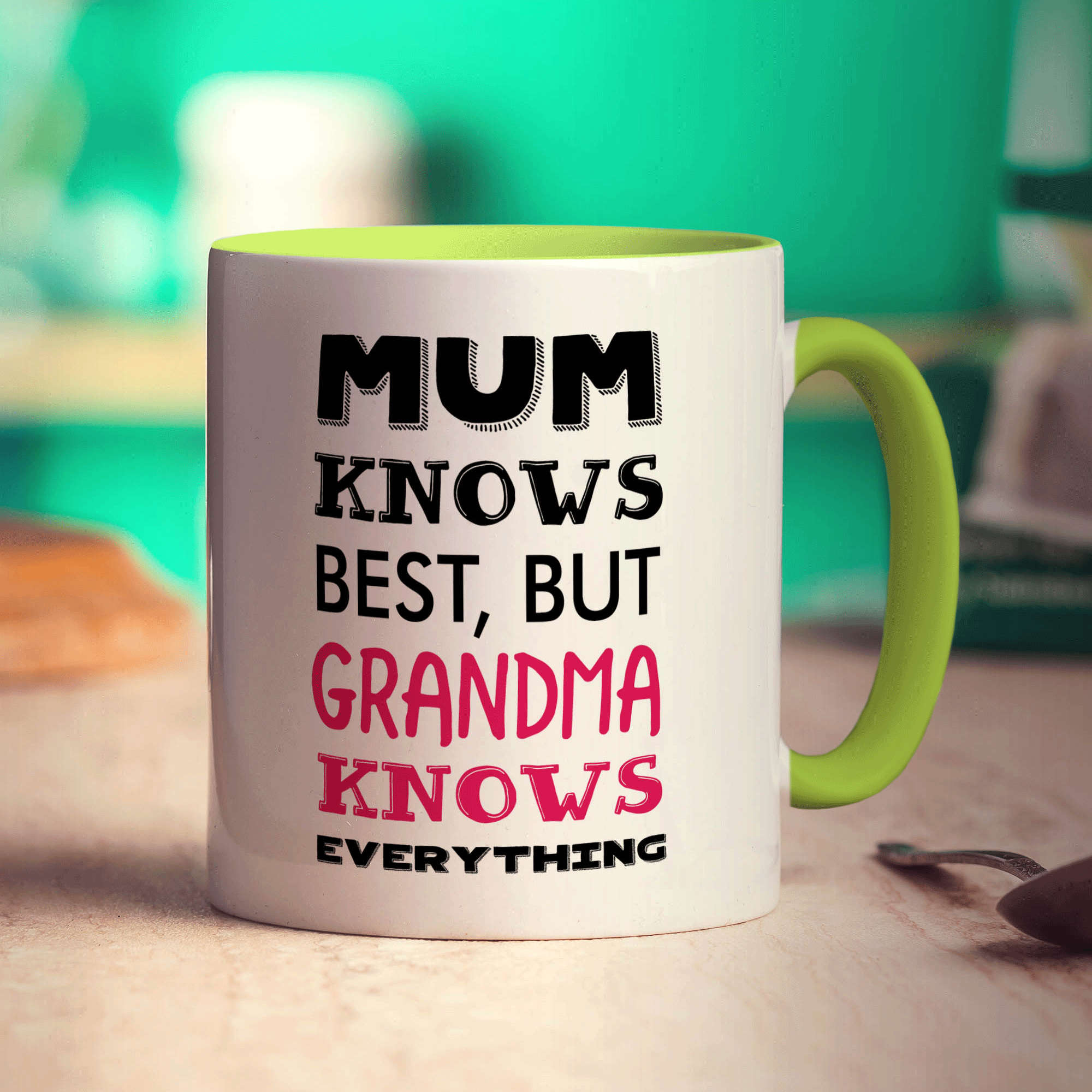 Mum Knows Best, But Grandma Know Everything Mug - Standard 330ml (11oz) / Green