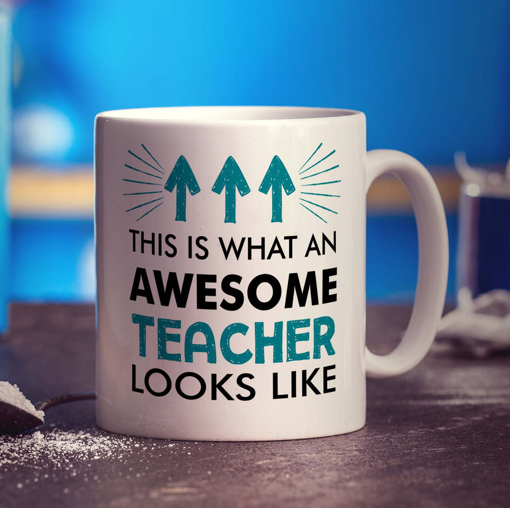 This is What An Awesome Teacher Looks Like Mug