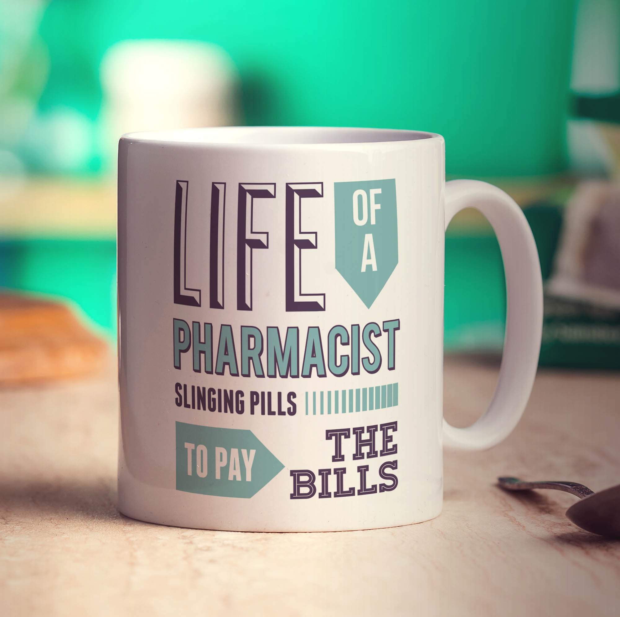 Life Of A Pharmacist ' Slinging Pills To Pay The Bills Mug