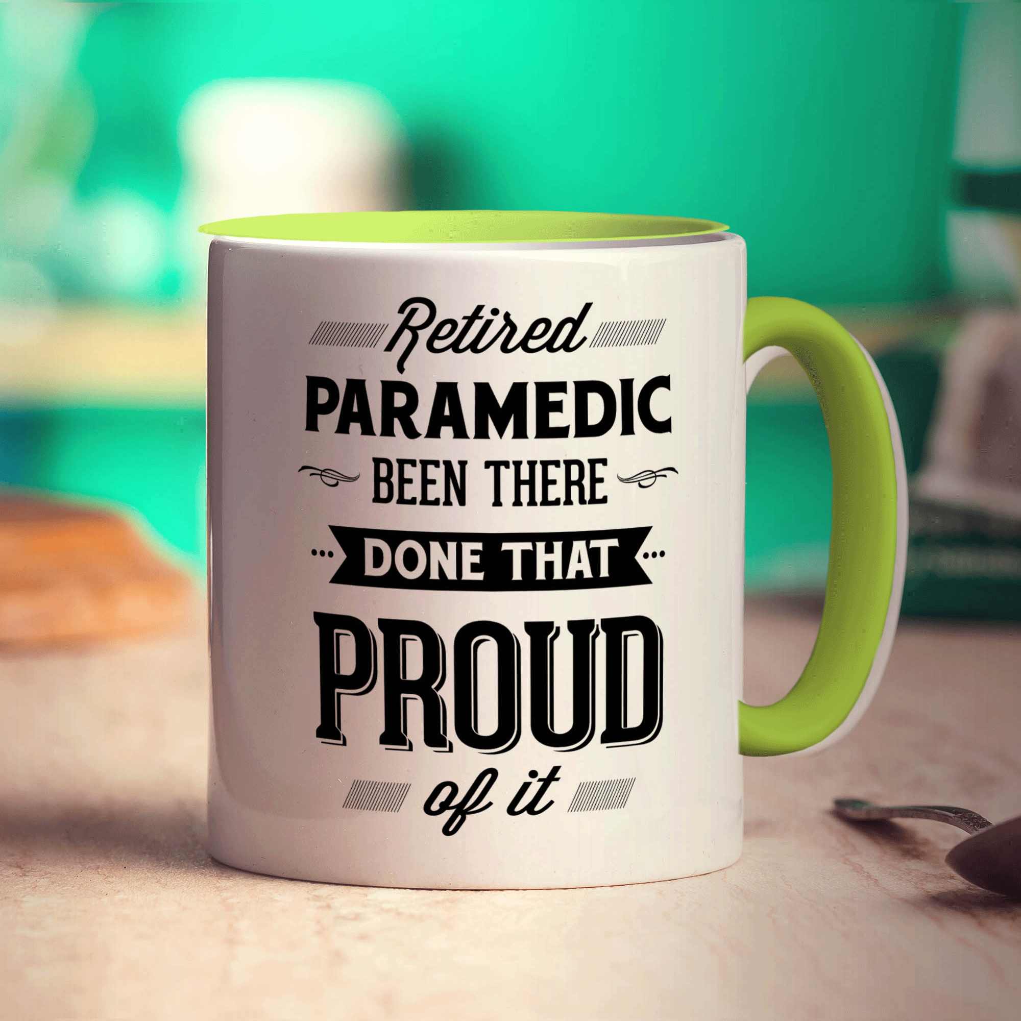 Retired Paramedic, Been There, Done That. Proud Of It Mug - Standard 330ml (11oz) / Green
