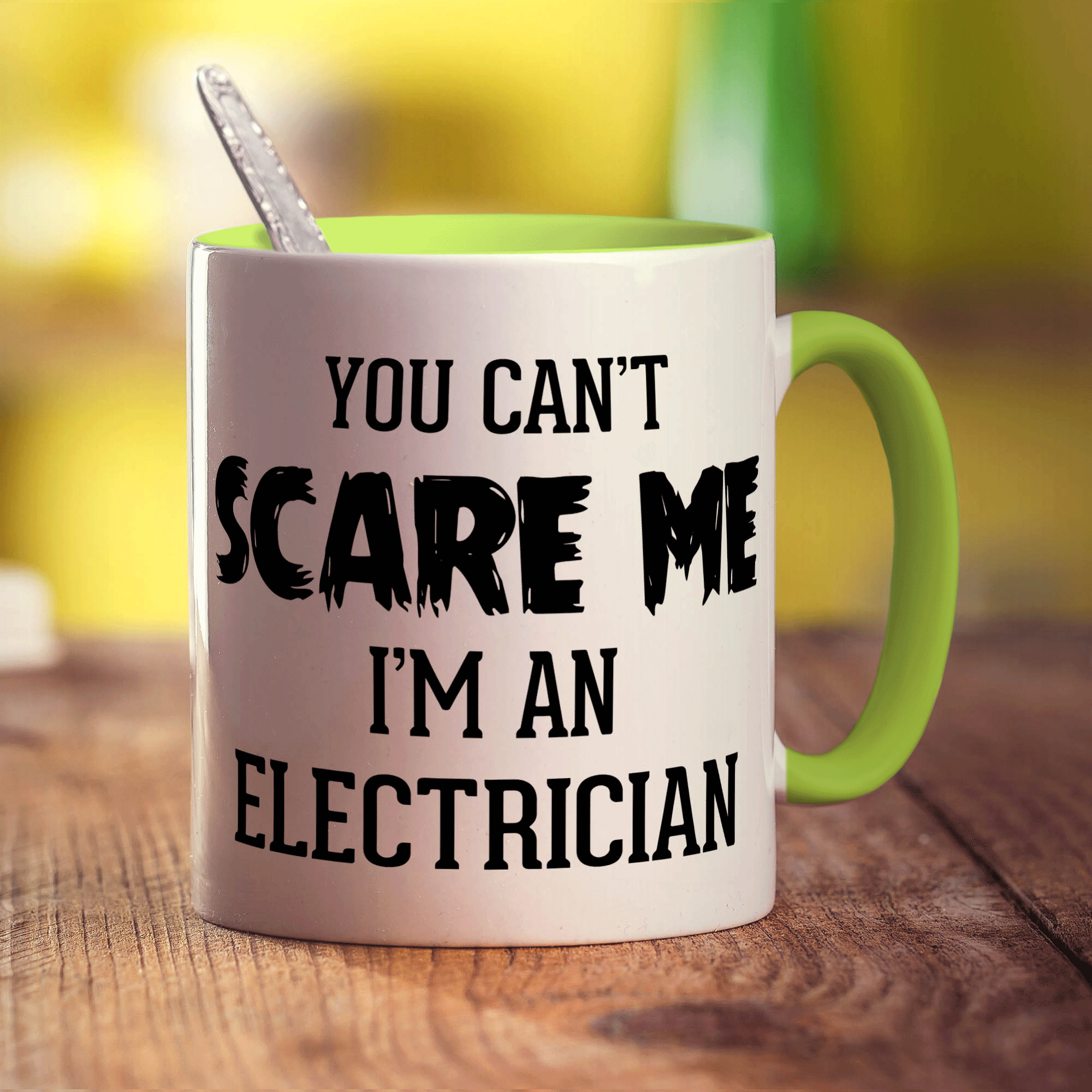 You Can't Scare Me I'm An Electrician Mug - Standard 330ml (11oz) / Green
